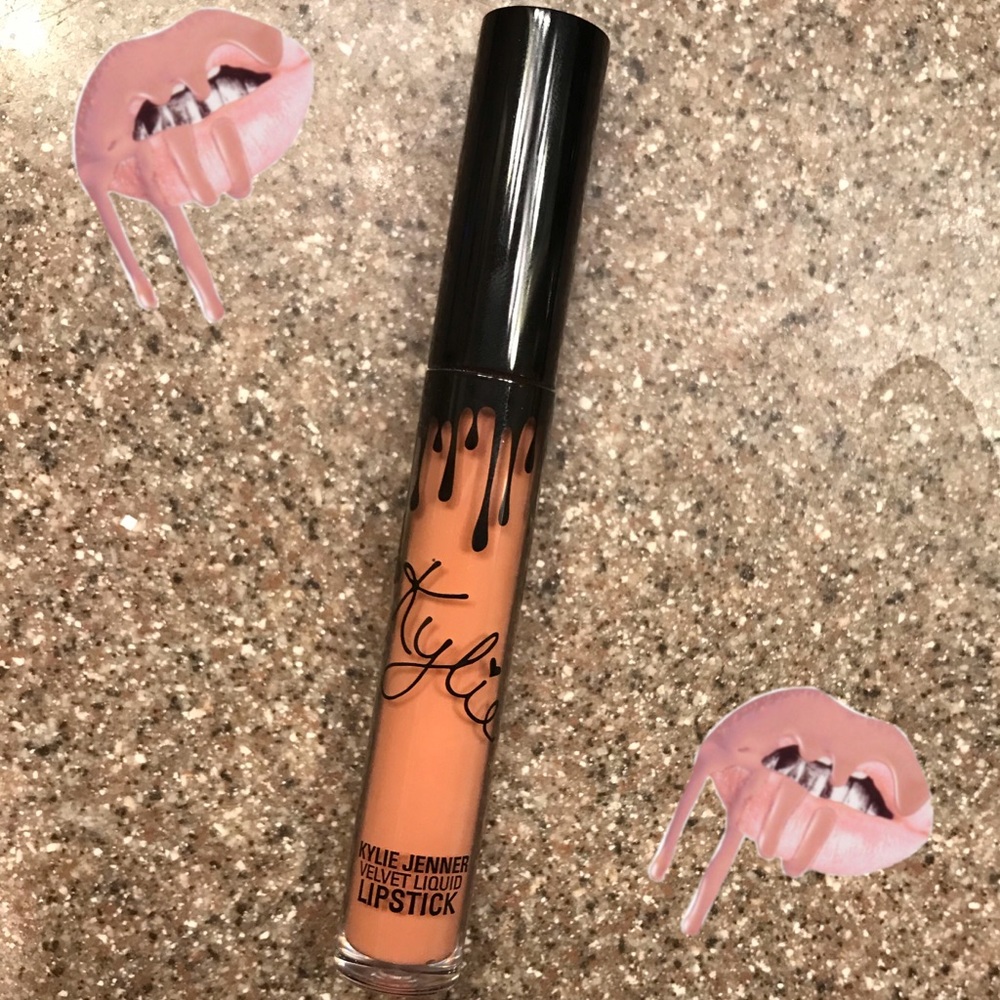 NEW Kylie Jenner velvet liquid lip